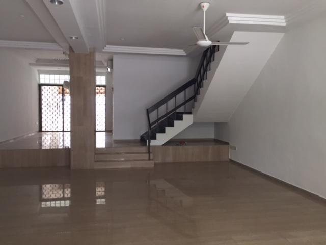 Faber Hills (D5), Terrace #81692782